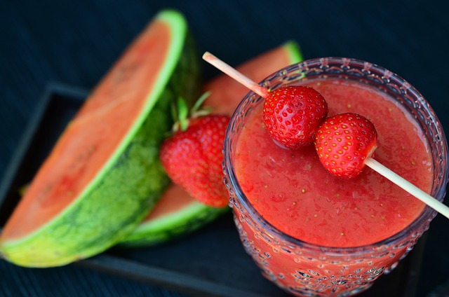 watermelon-strawberry-smoothie